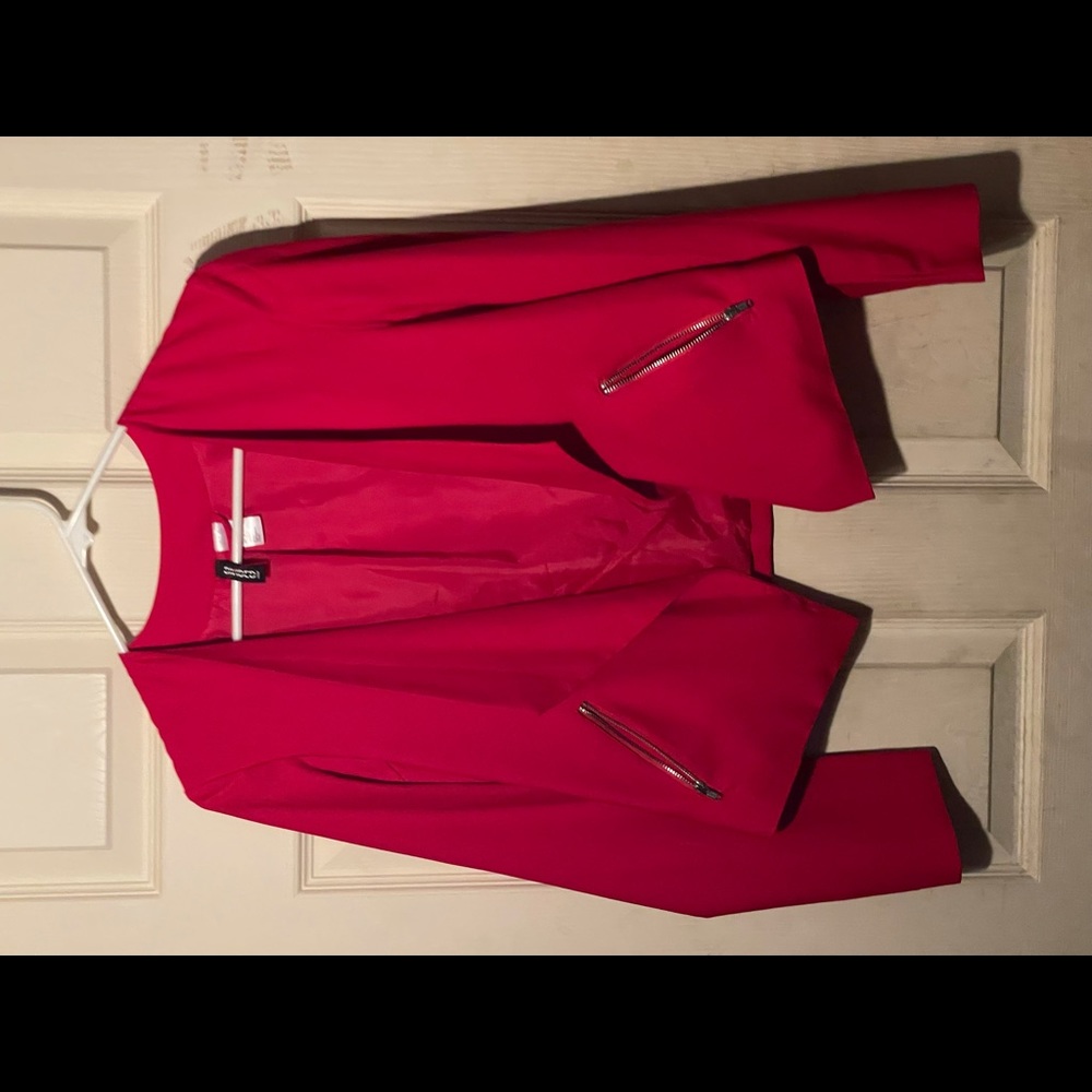 Red crop blazer